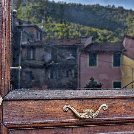 Casa Vacanze Tra I Monti E San Martino Biassa Esterno foto