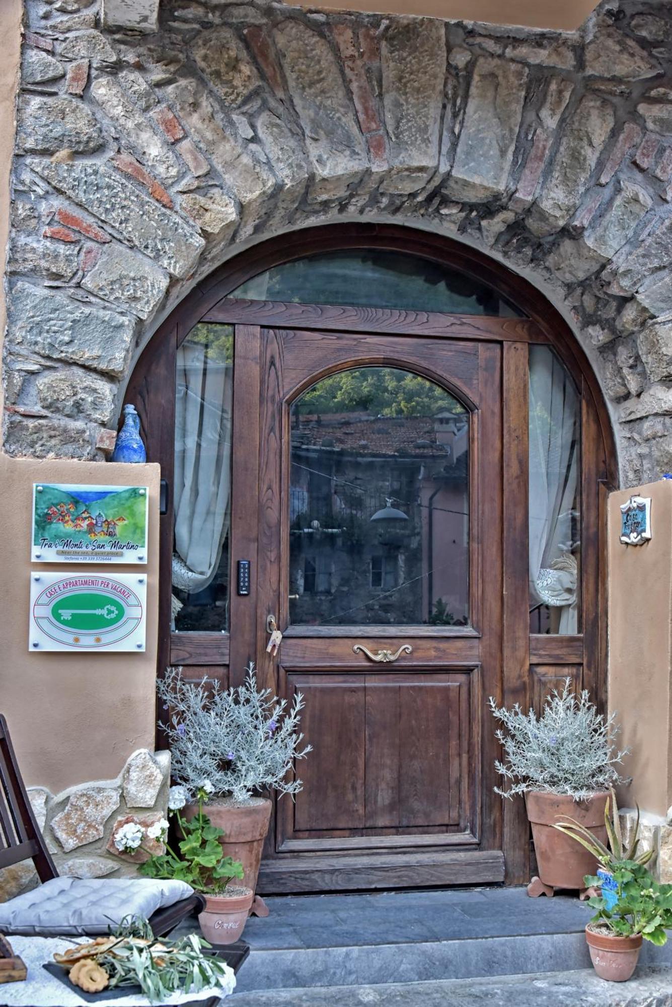 Casa Vacanze Tra I Monti E San Martino Biassa Esterno foto