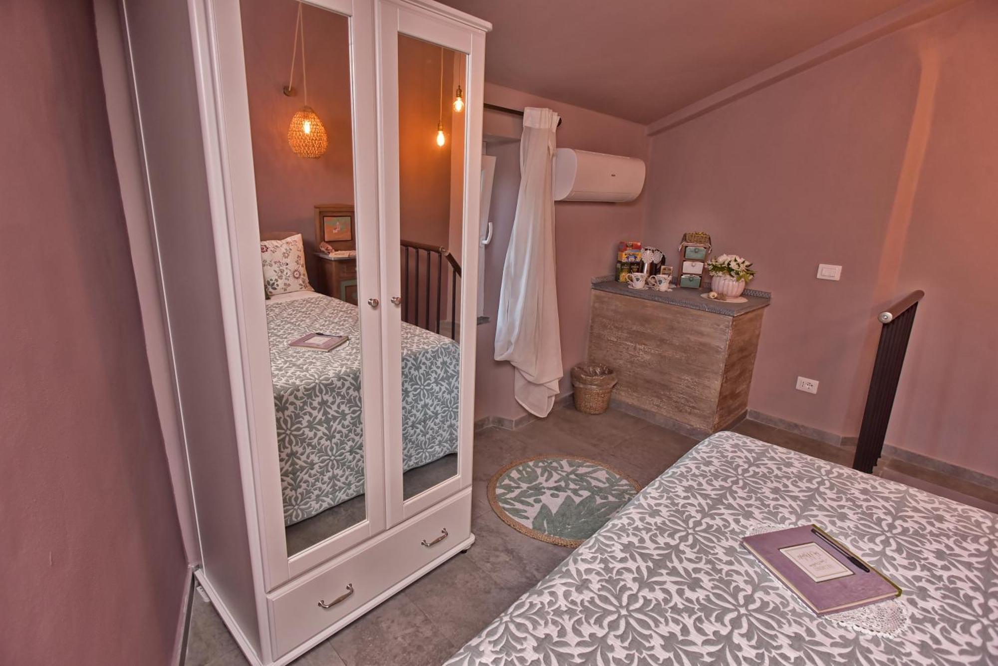 Casa Vacanze Tra I Monti E San Martino Biassa Esterno foto