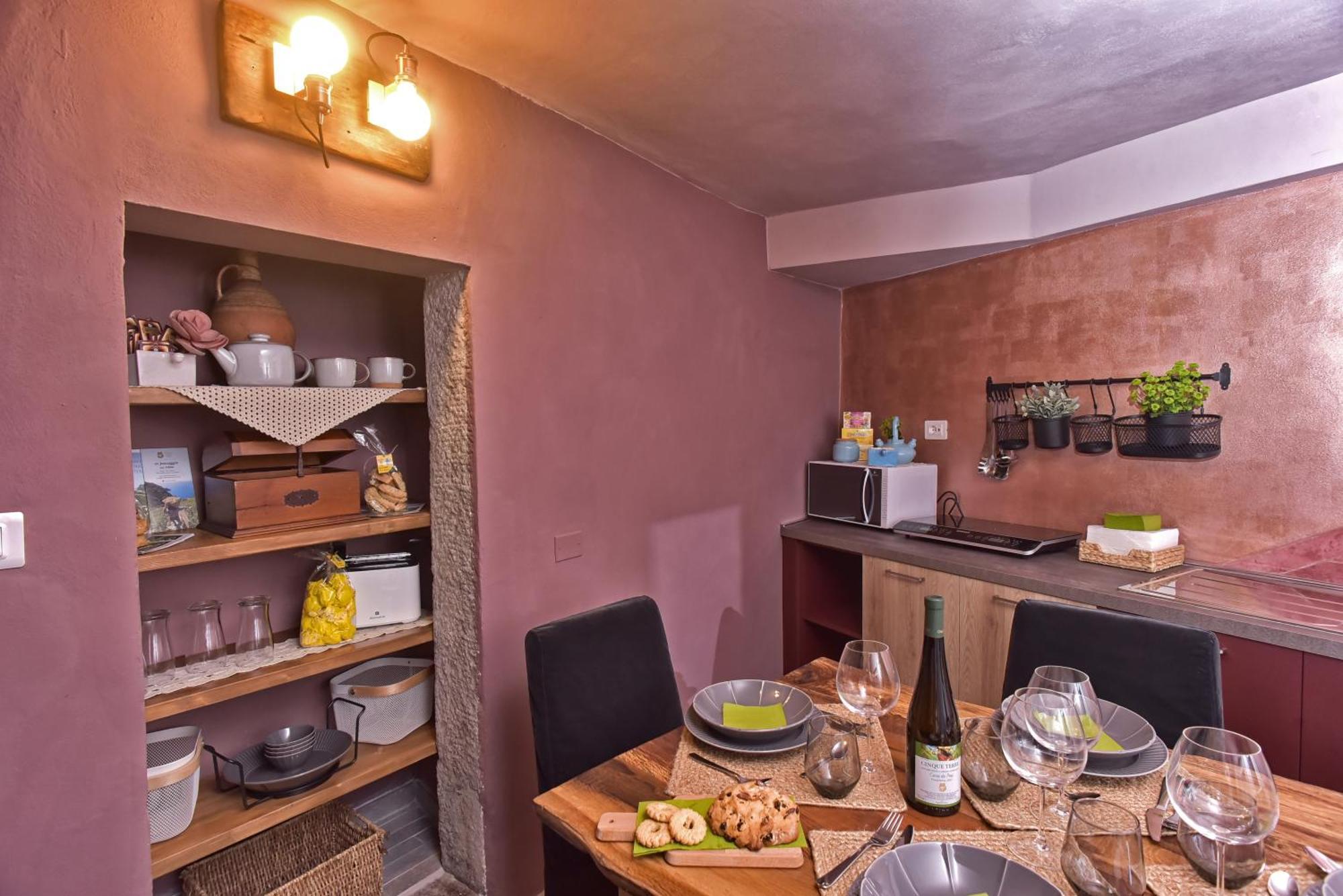 Casa Vacanze Tra I Monti E San Martino Biassa Esterno foto